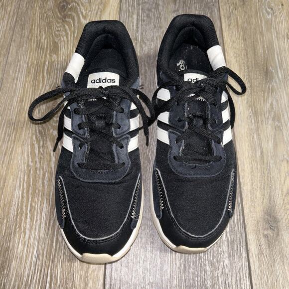 Adidas Womens US Size 7 Retrorun EH1859 Black White Running Sneaker Shoes - Picture 4 of 11